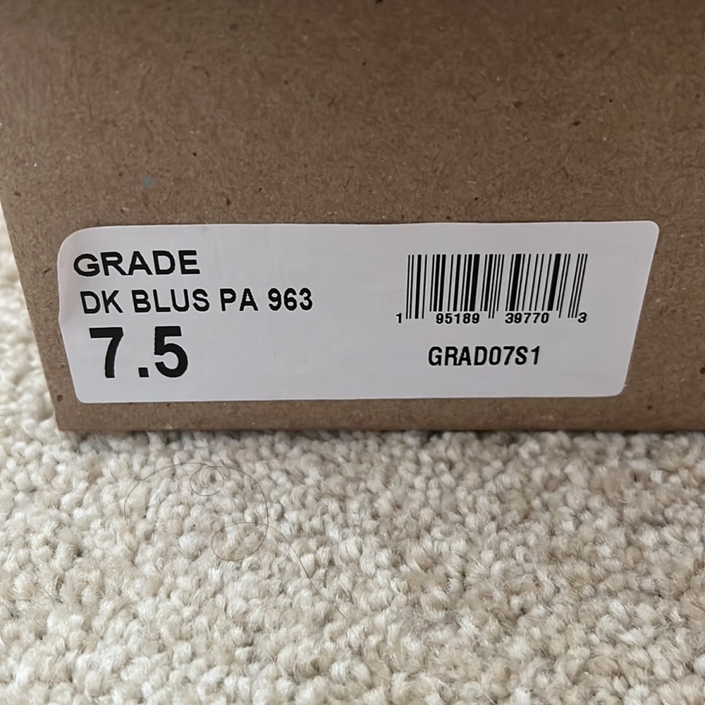 Steve Madden GRADE strap heel - Picture 4 of 5